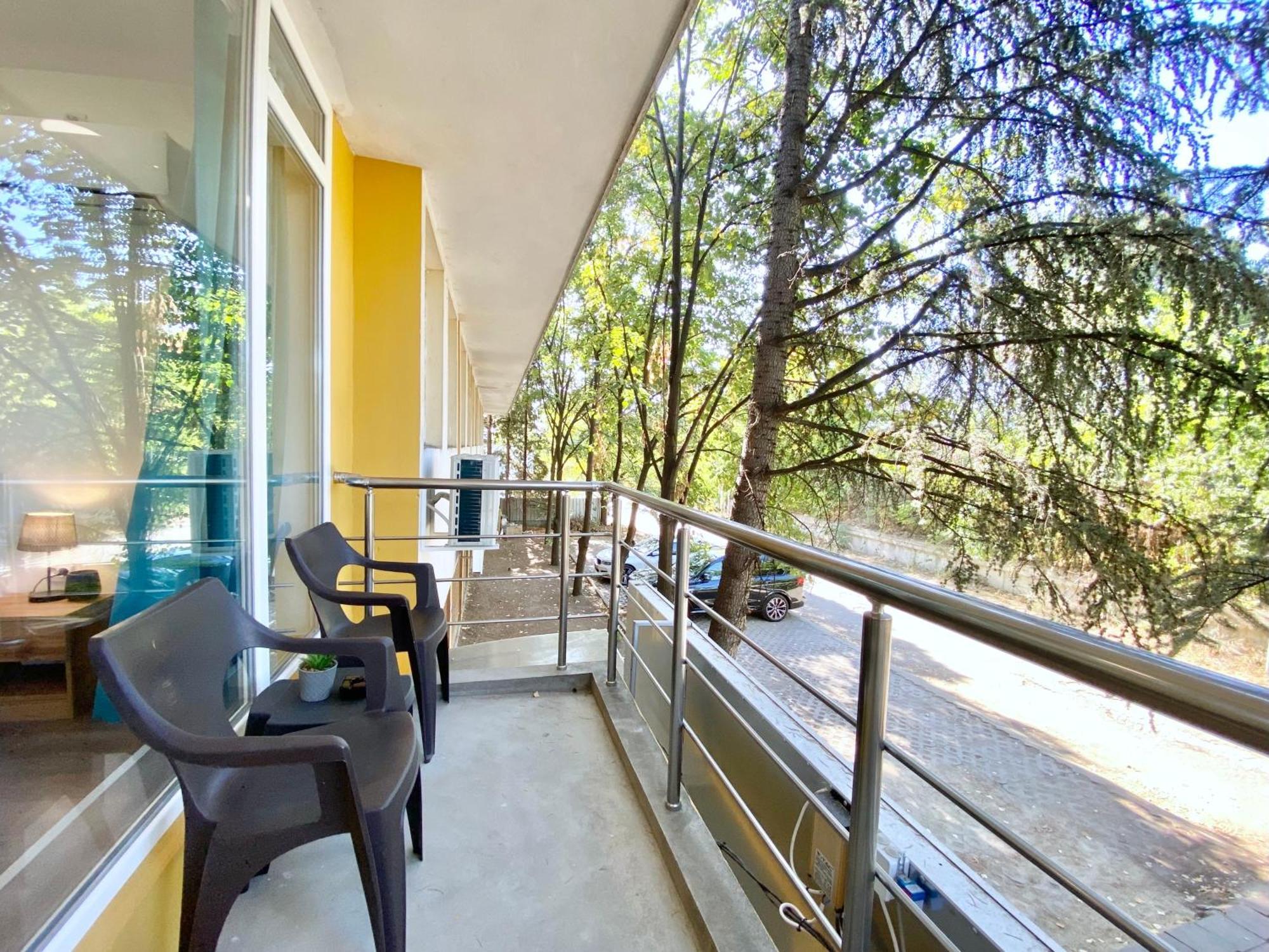Hello Studios Budget Stays Free Parking & Wifi Stara Zagora Exterior photo
